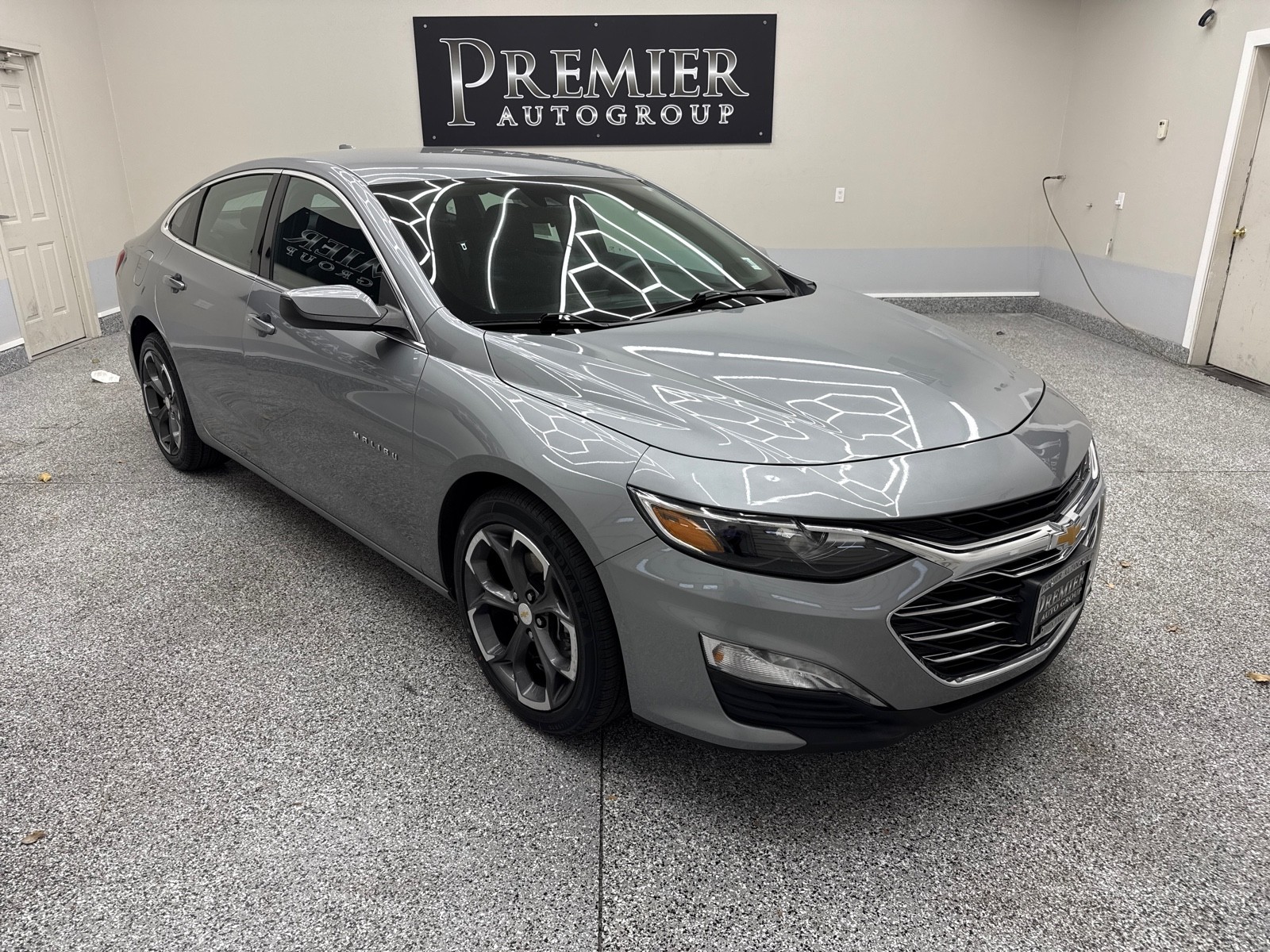 2024 Chevrolet Malibu 1LT's photo