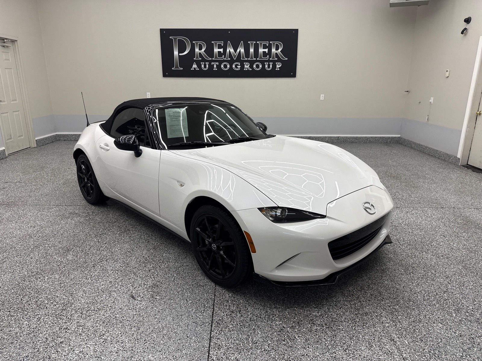 2023 Mazda MX-5 Miata Club's photo