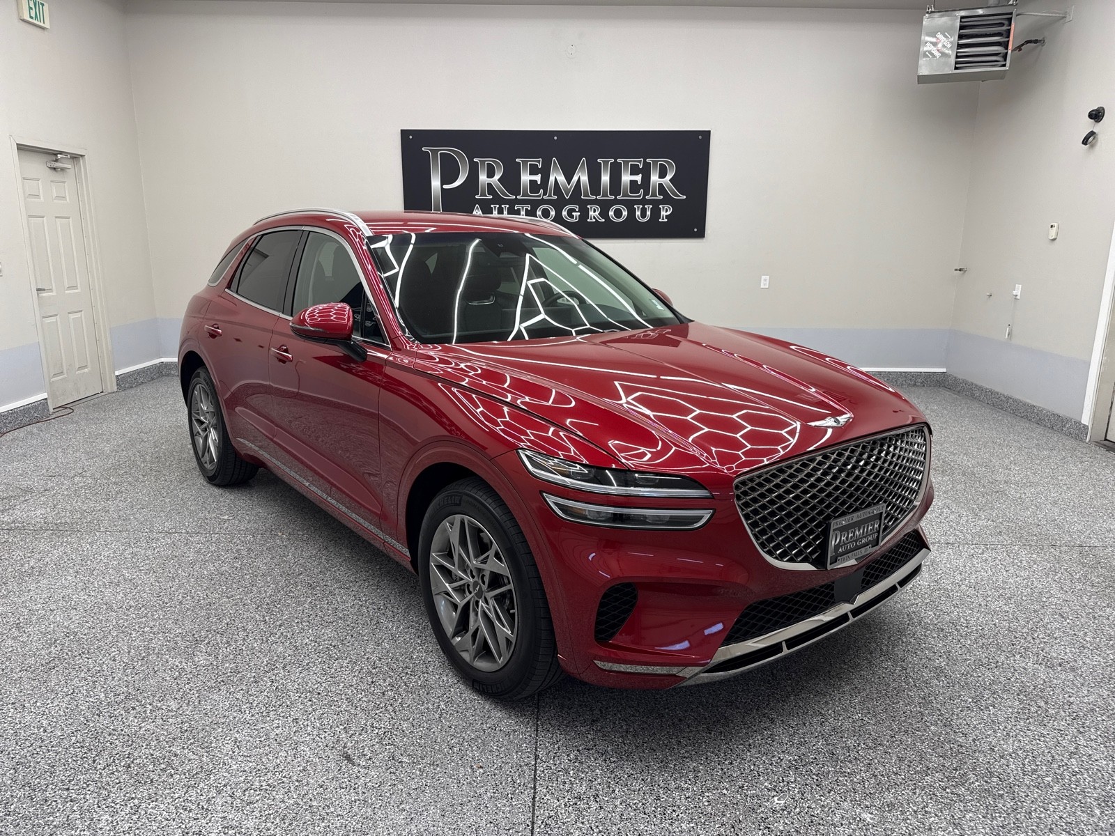 2025 GENESIS GV70 Standard's photo