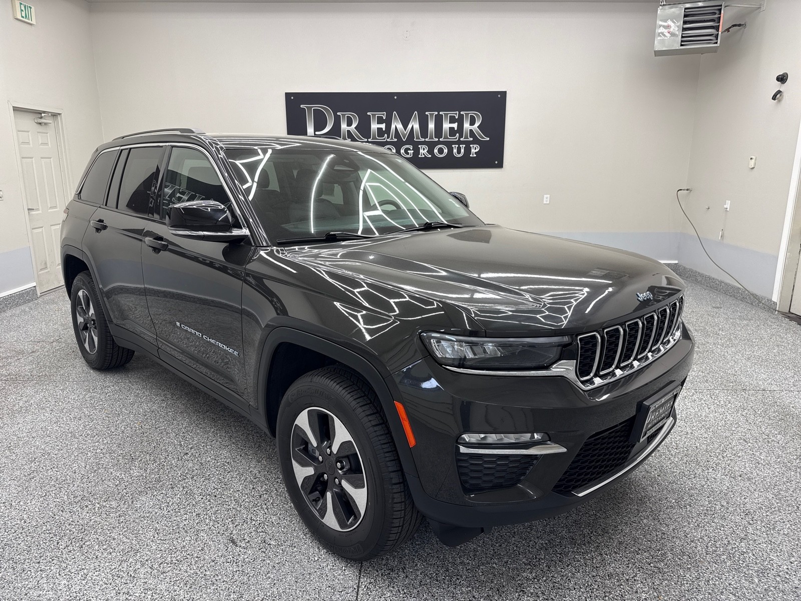 2024 Jeep Grand Cherokee 4xe's photo