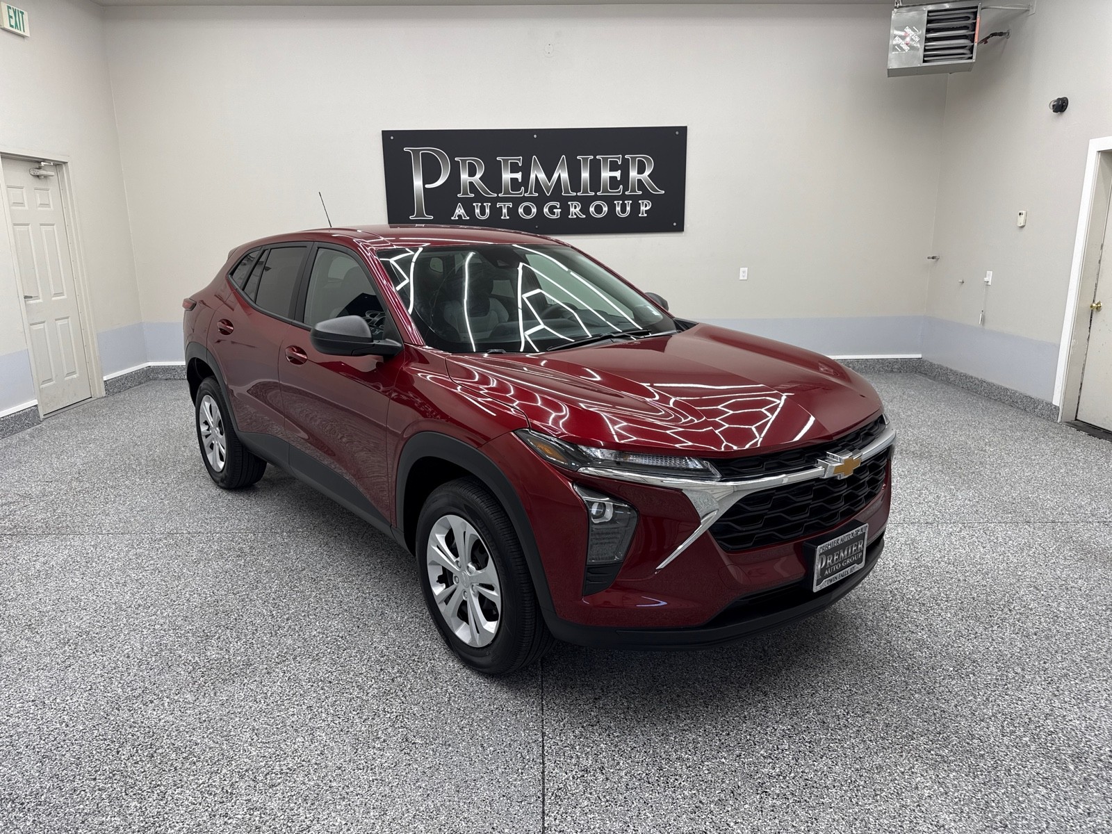 2025 Chevrolet Trax LS's photo