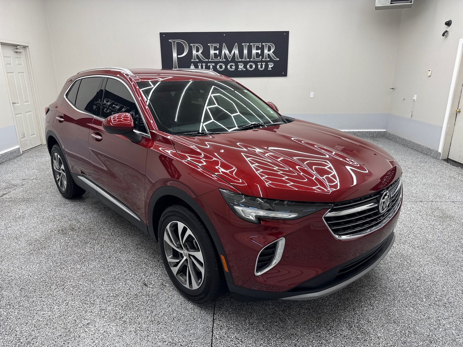 2023 Buick Envision Essence's photo