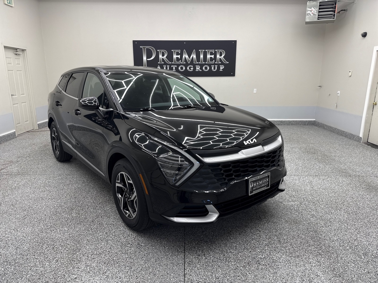 2024 Kia Sportage LX's photo